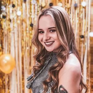 Meet your Posher, Natalia